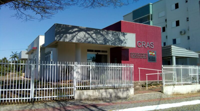 Cras atende famílias pelo sistema remoto e presencial