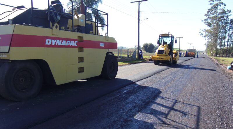 Rodovia asfaltada oferece mobilidade aos agricultores