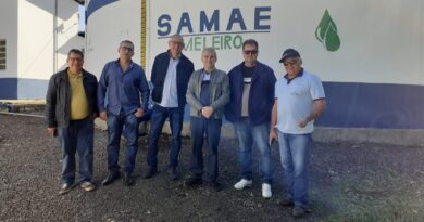 Prefeito Eder Mattos recepcionou comitiva liderada pelo prefeito de Governador Celso Ramos